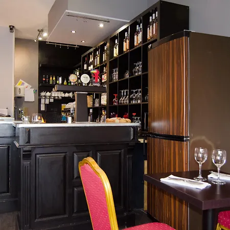 L'atrium Bed and breakfast 3*