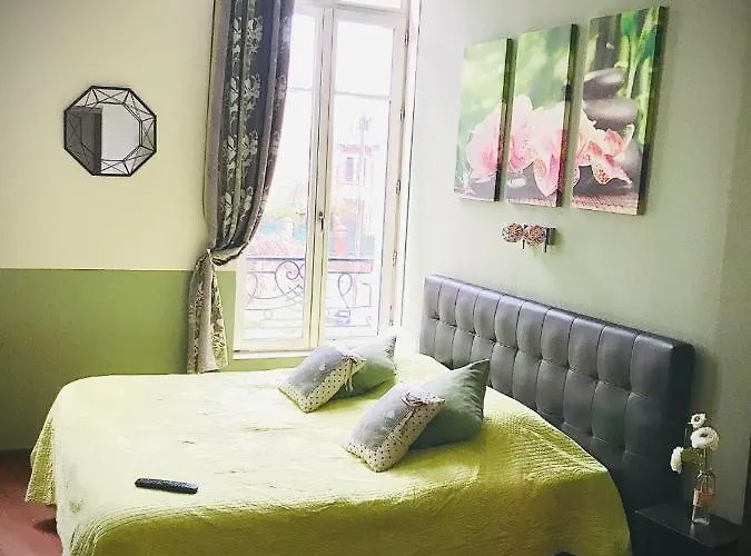 Couette-café L'atrium 3*